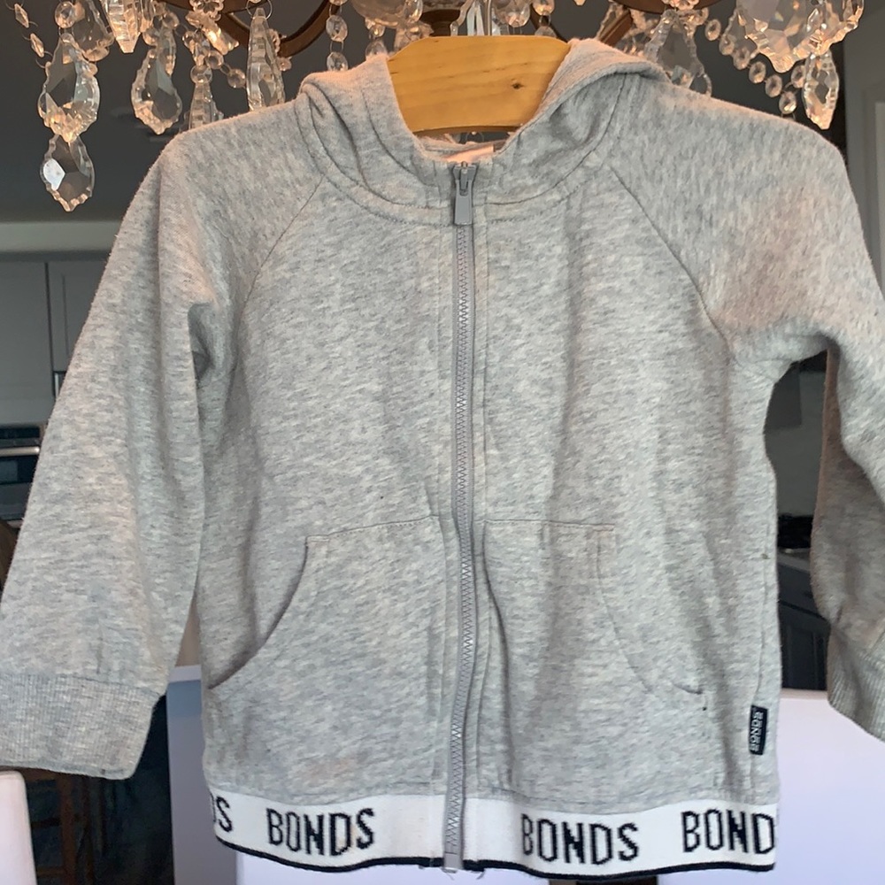 ◻️Bonds Australian brand 18M Grey Hooded Sweater